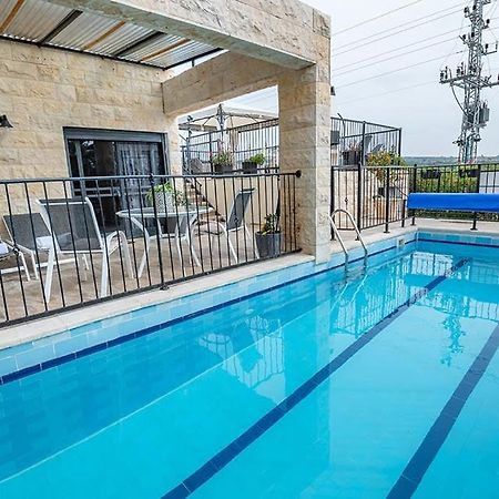 Hotel באטצי Manot Exteriér fotografie